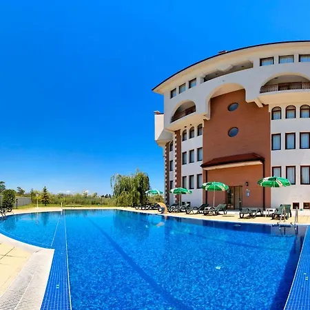 Sunrise Club Apart Aparthotel 3*