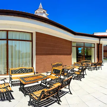 Sunrise Club Apart